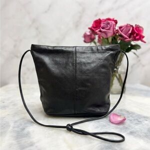 90s Vintage TJW by Mervyn's | Minimalist Black Leather Crossbody Bag